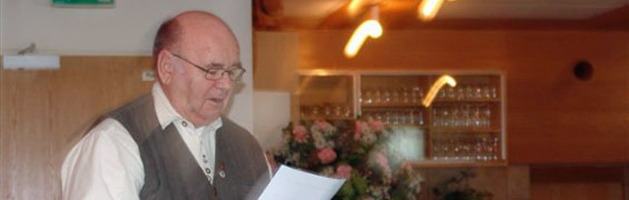 Die Backnanger Donauschwaben trafen sich zu ihrem jährlichen Helferessen und zur Mitgliederversammlung am 26. November 2006 im Kirschenhardthof Die Backnanger Donauschwaben trafen sich zu ihrem jährlichen Helferessen und zur Mitgliederversammlung am 26. November 2006 im Kirschenhardthof