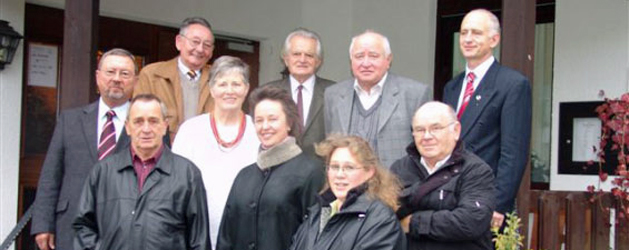 Bericht von der Mitgliederversammlung am 11. November 2007 der Landsmannschaft der Donauschwaben e. V. Ortsverband Backnang Bericht von der Mitgliederversammlung am 11. November 2007 der Landsmannschaft der Donauschwaben e. V. Ortsverband Backnang