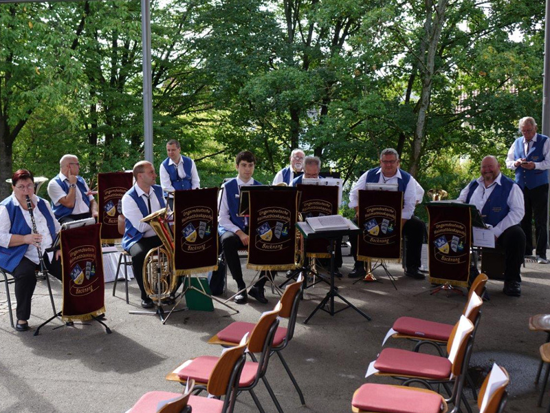 ungarndeutsche Heimatblaskapelle unter der Leitung von Hans Bachstetter