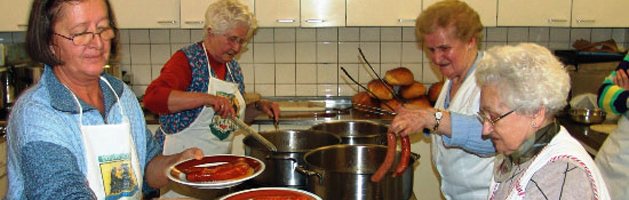 Bratwurstessen der Donauschwaben 2010