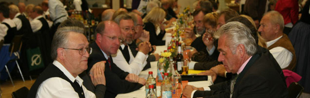 Donauschwäbisches Landestrachtenfest und Fischgulaschessen in Backnang